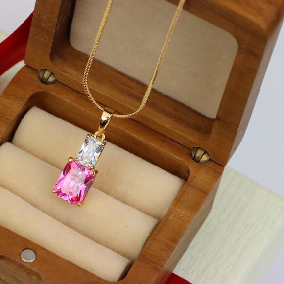 "Chic Pink Pendant in Gold-Plated Brass – Feminine and Elegant Look, XPPT1808 - Picture 9 of 13